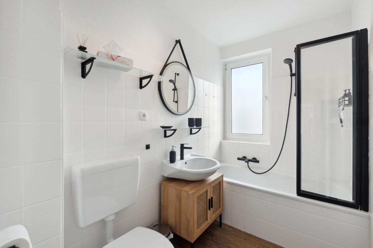 Amalfi Apartments A01 - Gemuetliche 2 Zi-Wohnung Mit Boxspringbetten Und Smart Tv Кайзерслаутерн Экстерьер фото